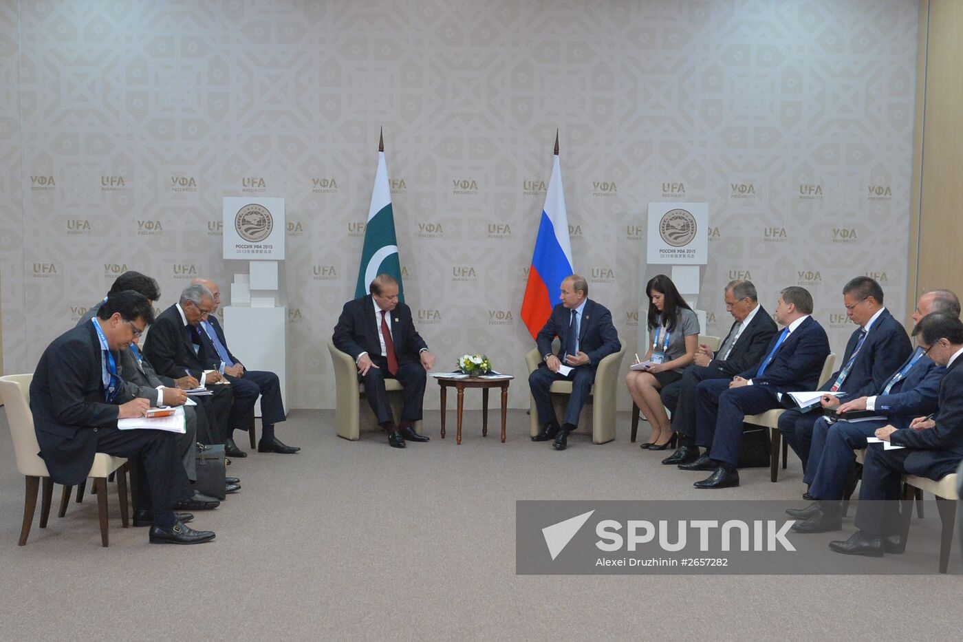 President of the Russian Federation Vladimir Putin meets with Nawaz Sharif, Prime Minister of the Islamic Republic of Pakistan