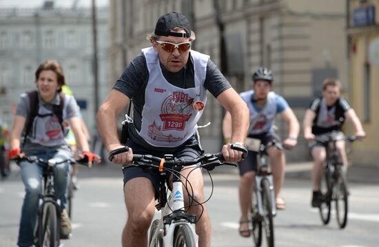 GUM bike riding