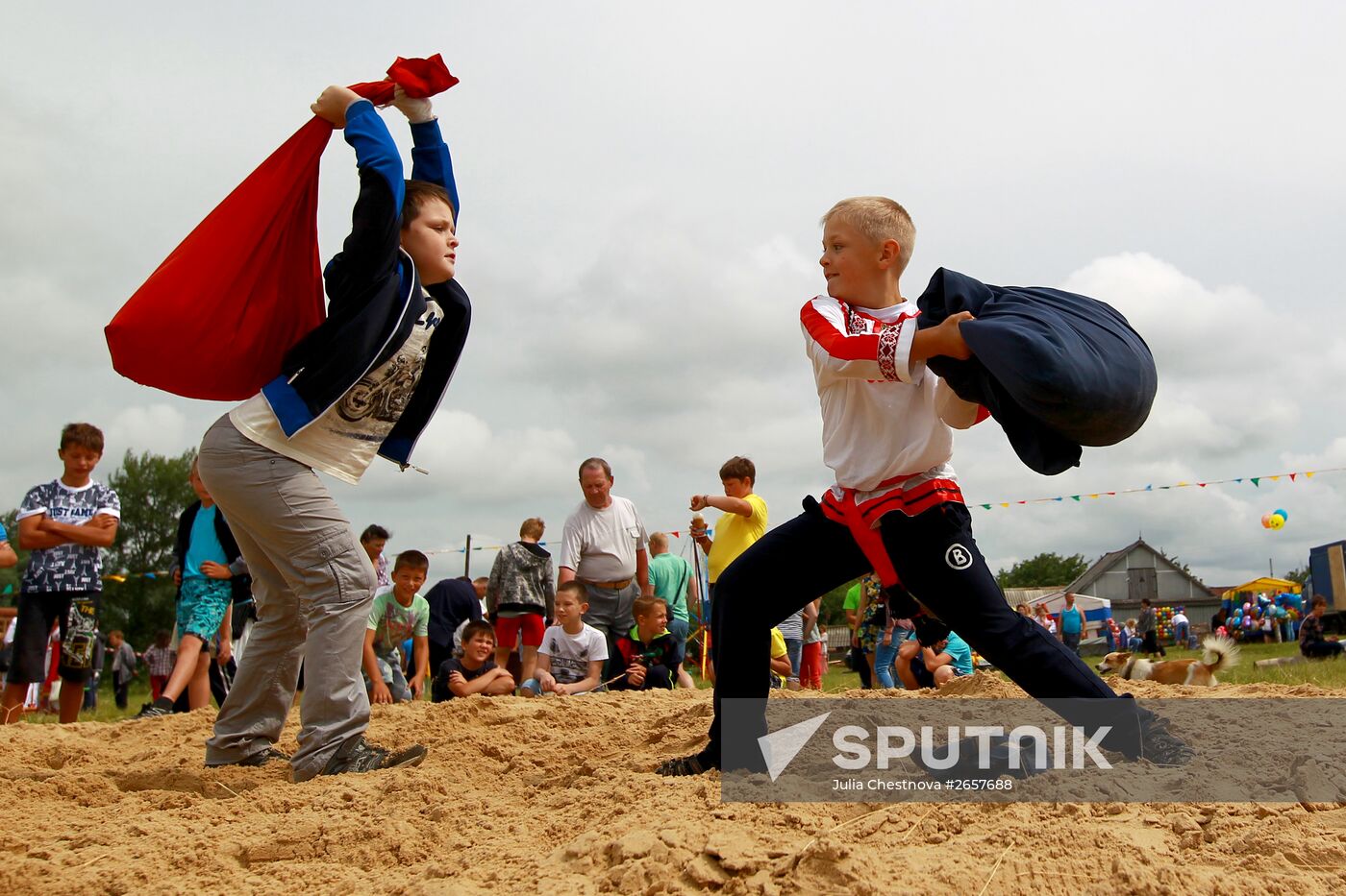 Velen Ozks folklore festival in Mordovia