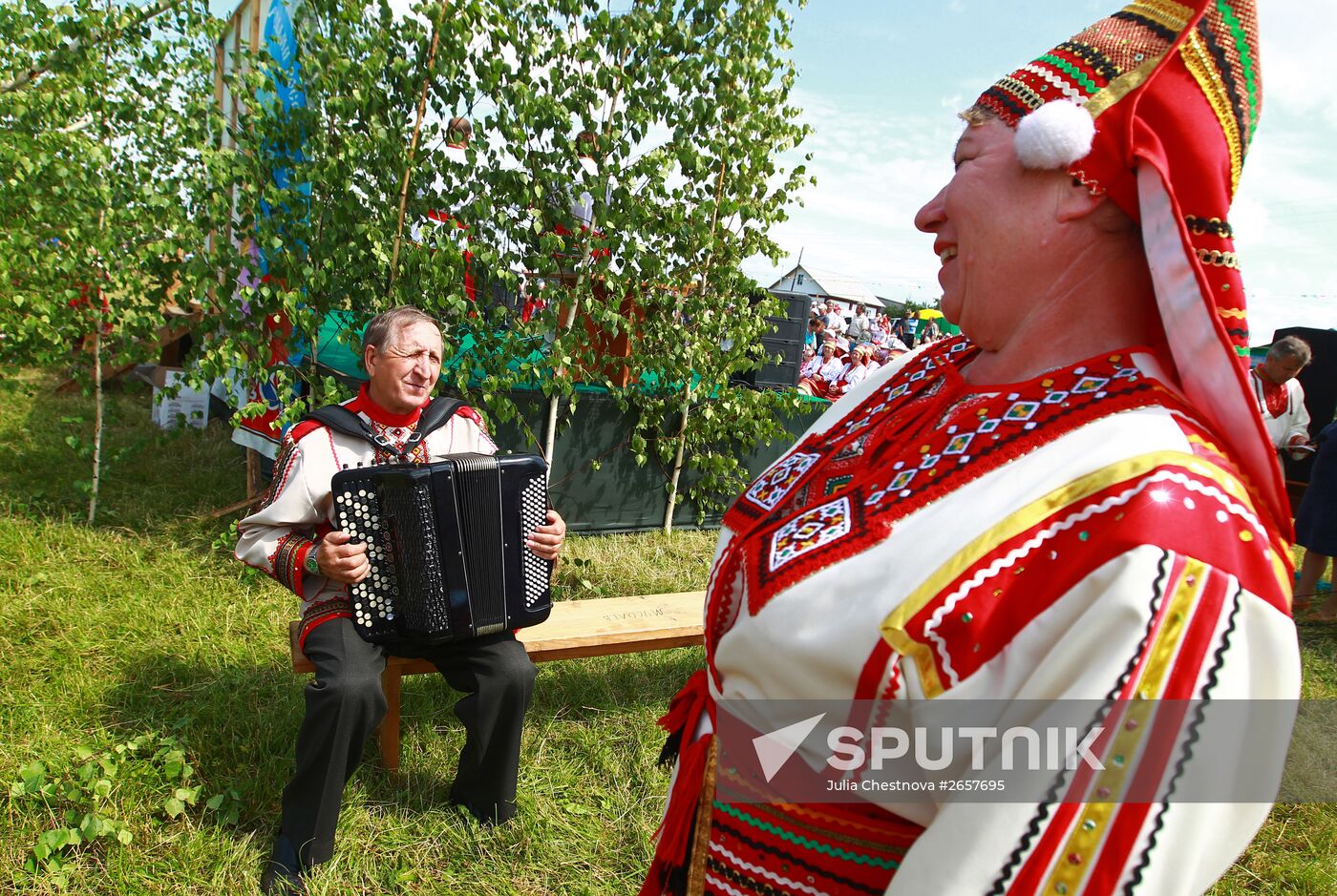 Velen Ozks folklore festival in Mordovia