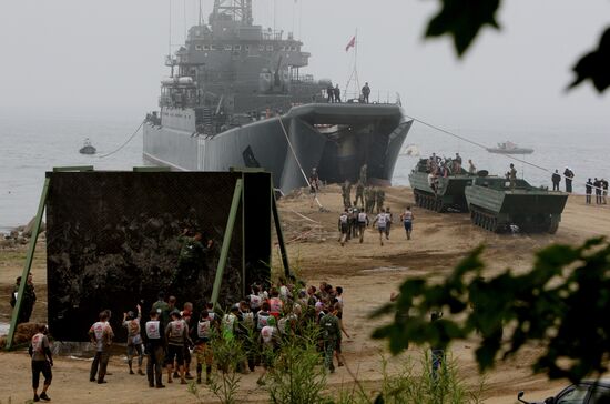 Heroes' Race in Vladivostok