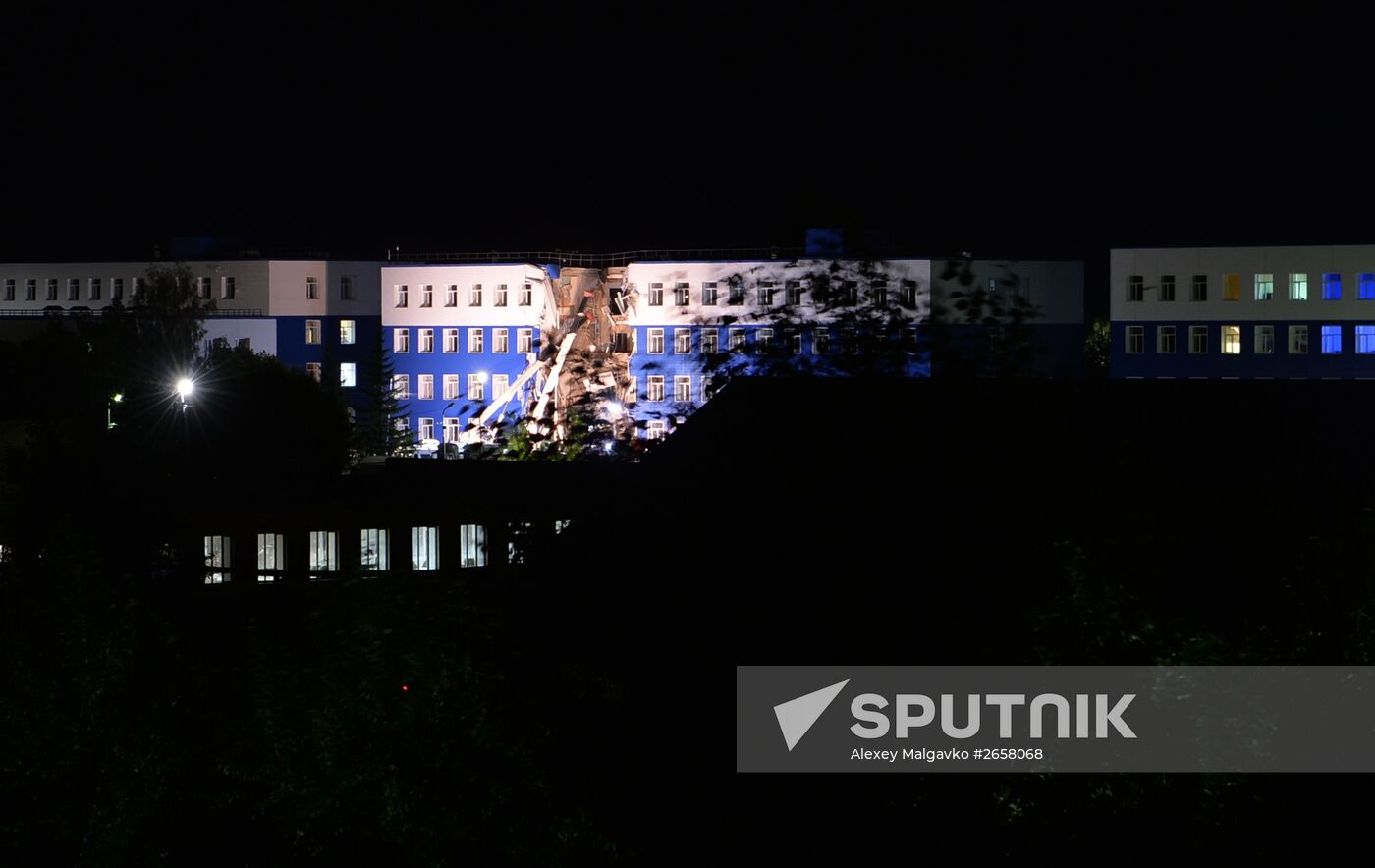 Military barrack collapses in Omsk region