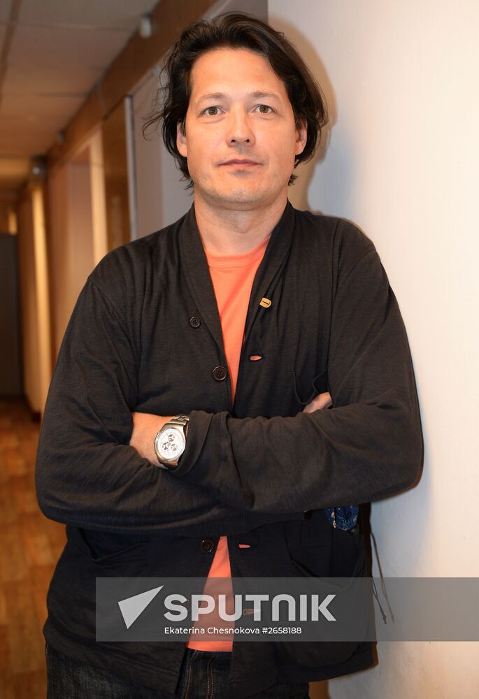 Commonwealth of Taganka Actors company gathers to mark the end of 22nd season