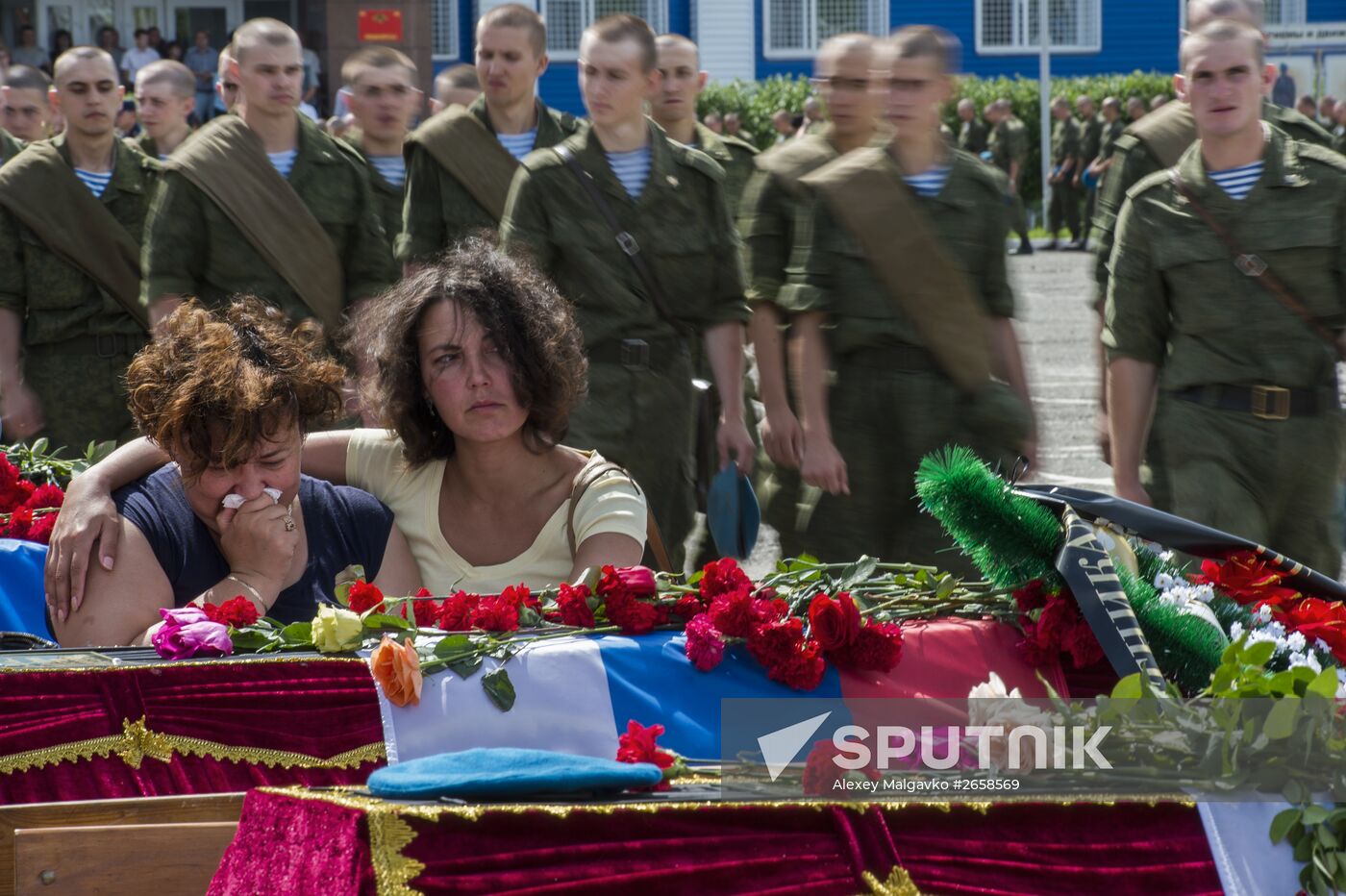 Paying last respects to soldiers killed by barracks collapse at Airborne Force Training Center No. 242