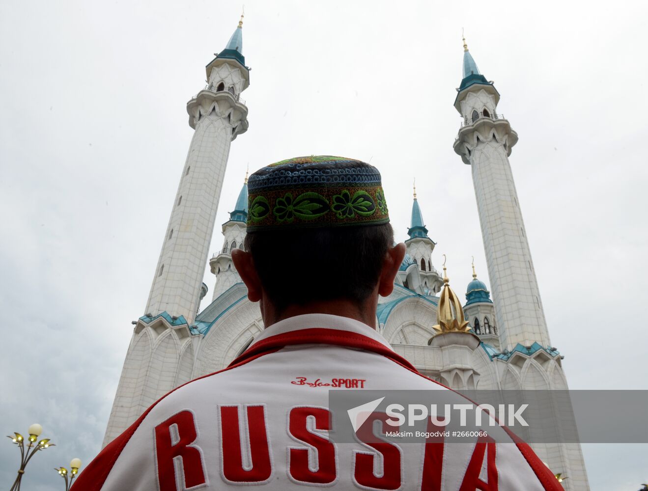 Muslims celebrate Eid al-Fitr in Russian regions