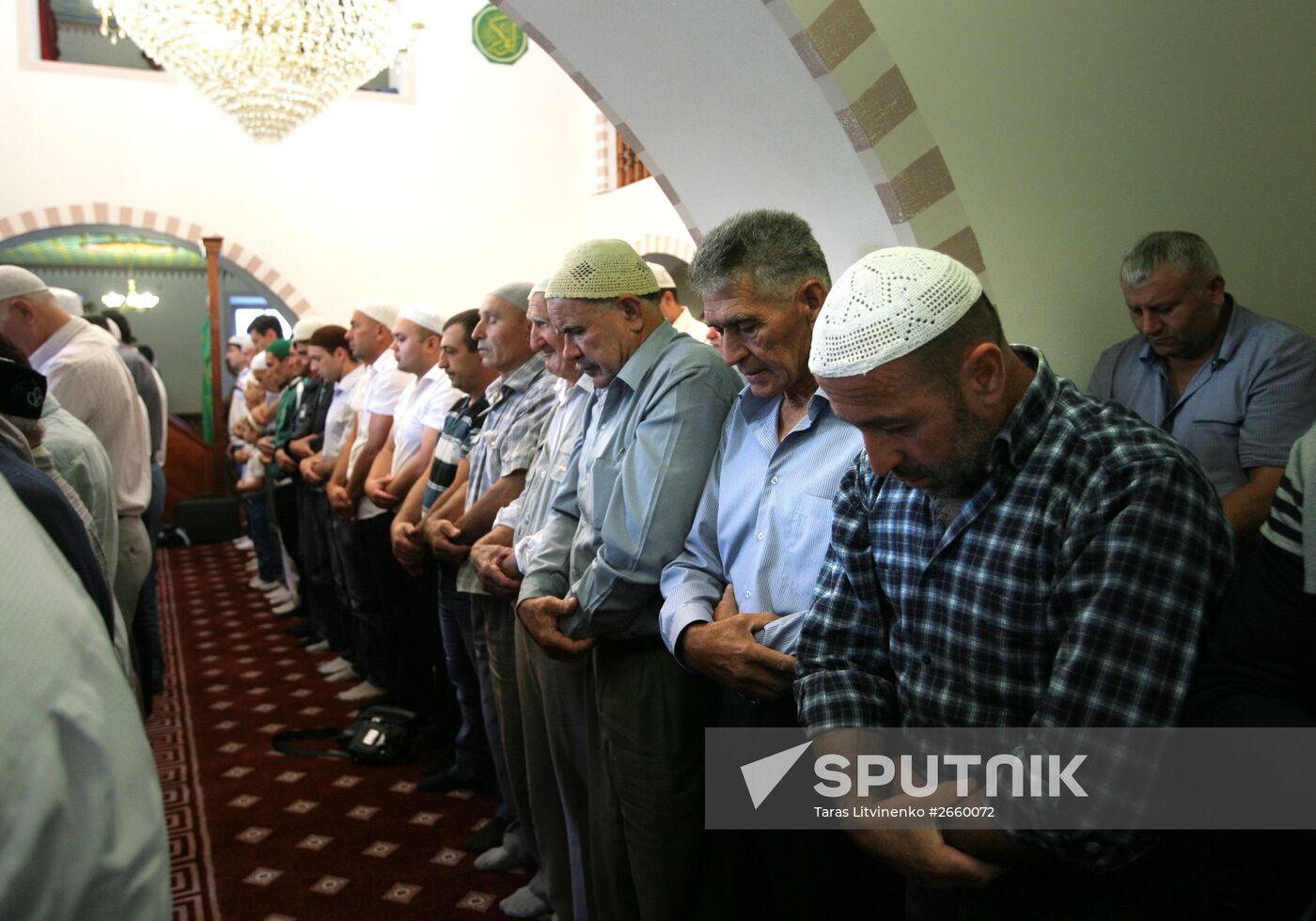 Muslims celebrate Eid al-Fitr in Russian regions