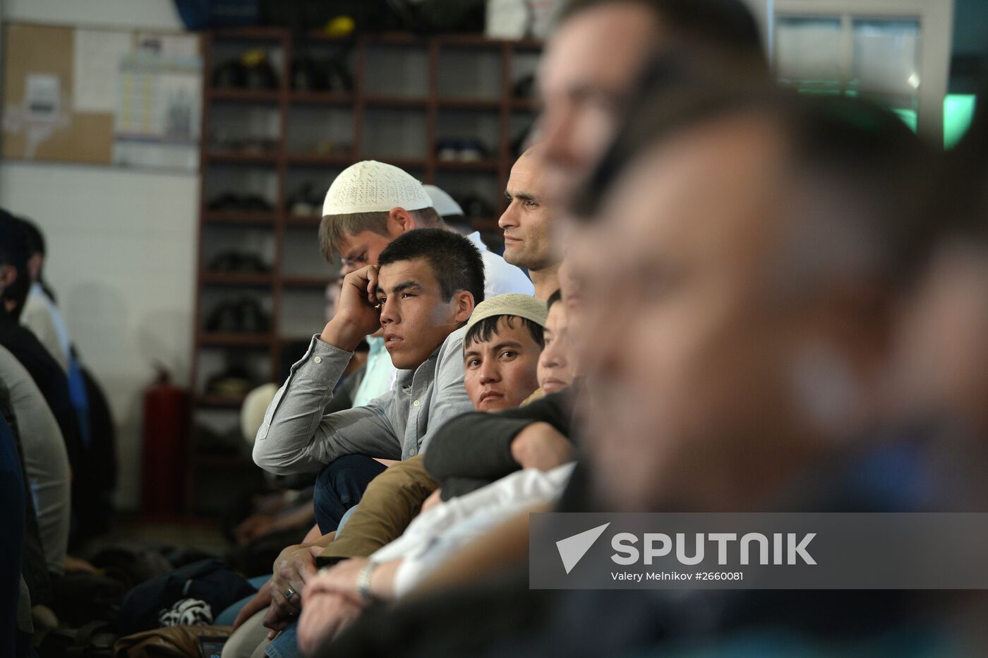 Muslims celebrate Eid al-Fitr in Moscow