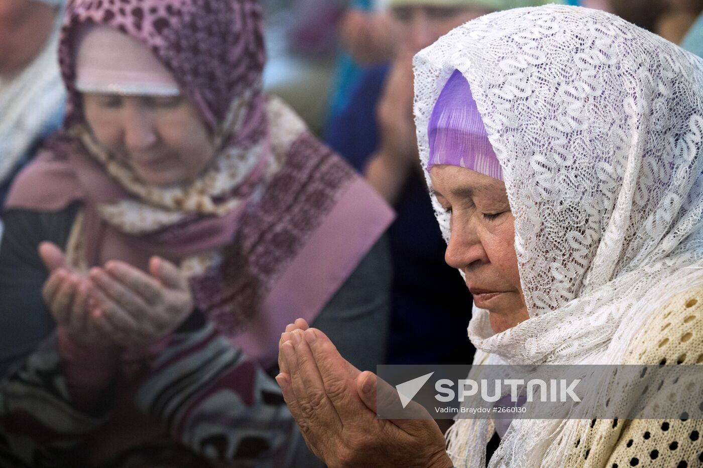 Muslims celebrate Eid al-Fitr in Russian regions