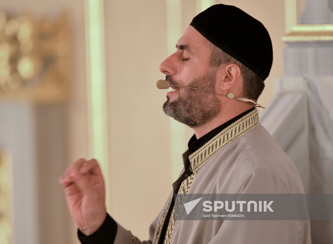 Muslims celebrate Eid al-Fitr in Russian regions