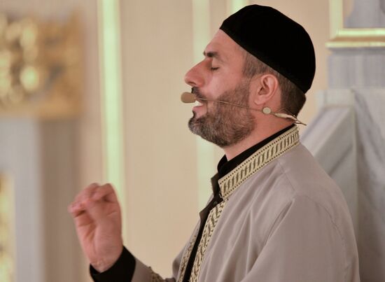 Muslims celebrate Eid al-Fitr in Russian regions