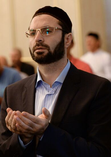 Muslims celebrate Eid al-Fitr in Russian regions