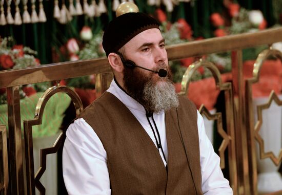 Muslims celebrate Eid al-Fitr in Russian regions