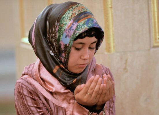 Muslims celebrate Eid al-Fitr in Russian regions