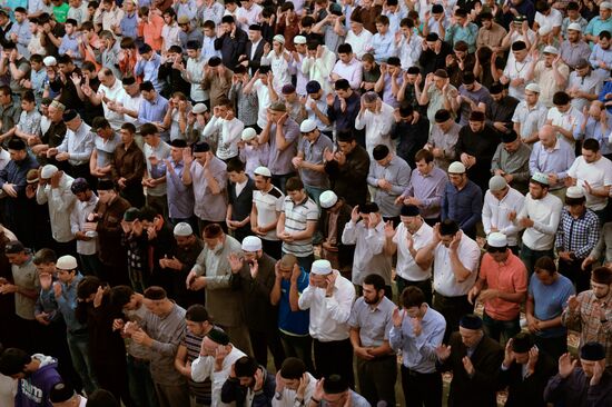 Muslims celebrate Eid al-Fitr in Russian regions