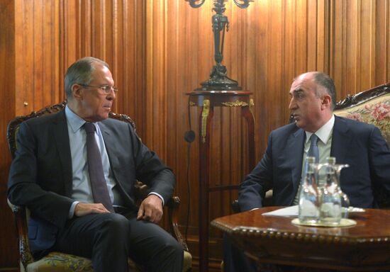 Foreign Minister Sergei Lavrov meets with Azerbaijani counterpart