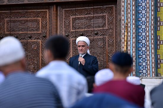 Eid al-Fitr celebrated in Dushanbe