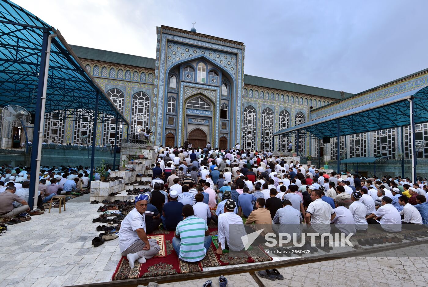Eid al-Fitr celebrated in Dushanbe