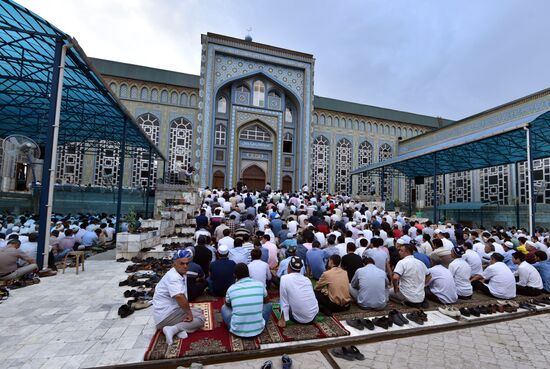 Eid al-Fitr celebrated in Dushanbe