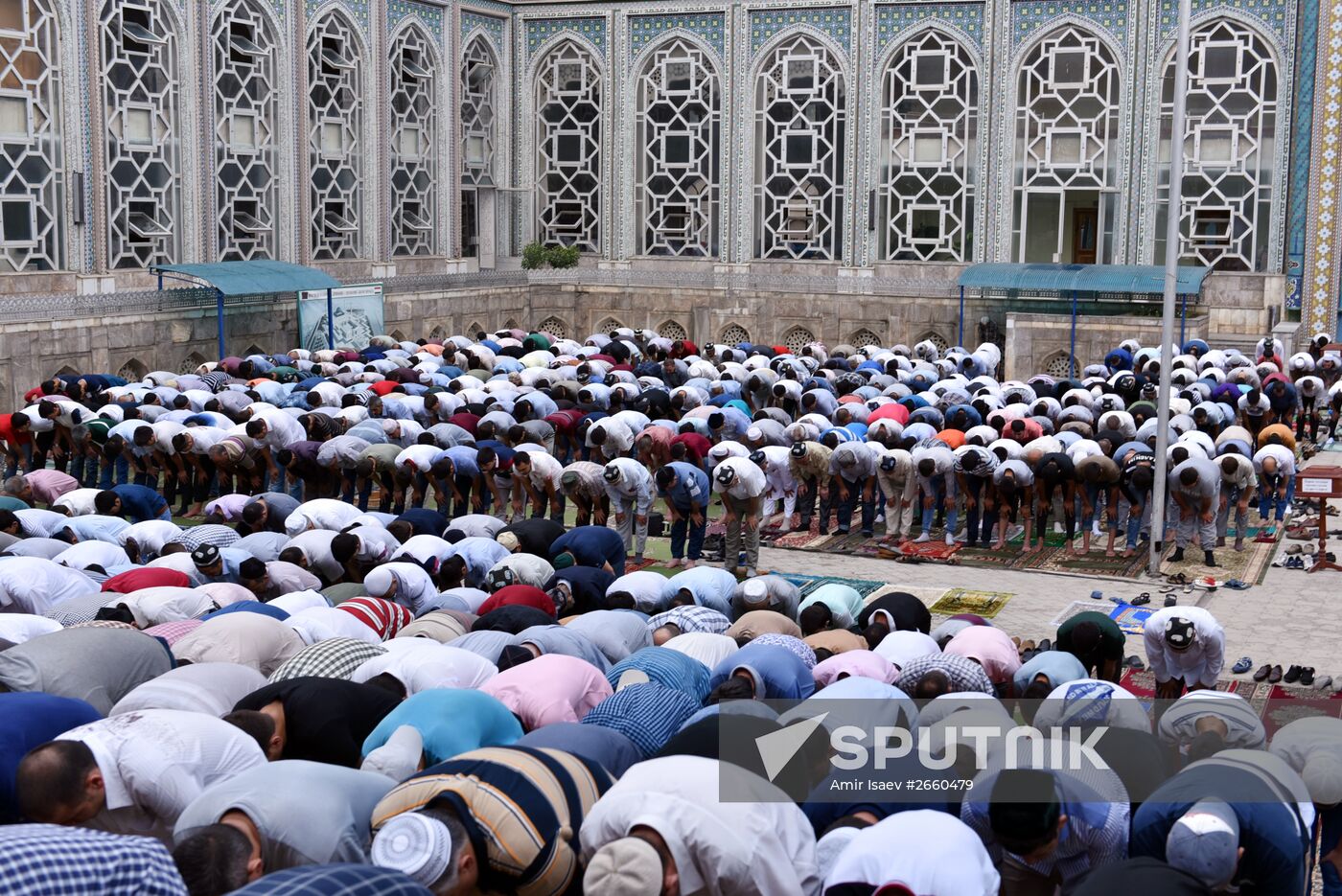 Eid al-Fitr celebrated in Dushanbe
