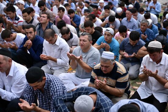 Eid al-Fitr celebrated in Dushanbe