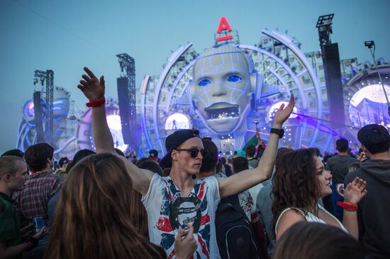 Alfa Future People Festival