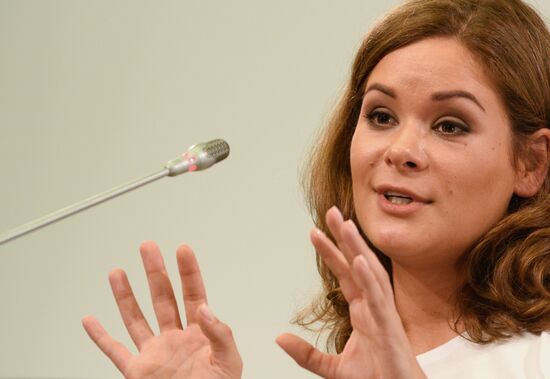 Maria Gaidar holds news conference in Kiev