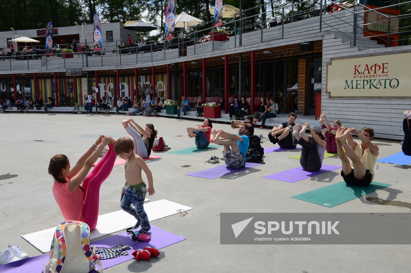 Sunday fun in Sokolniki Park