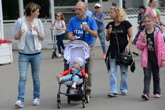 Sunday fun in Sokolniki Park