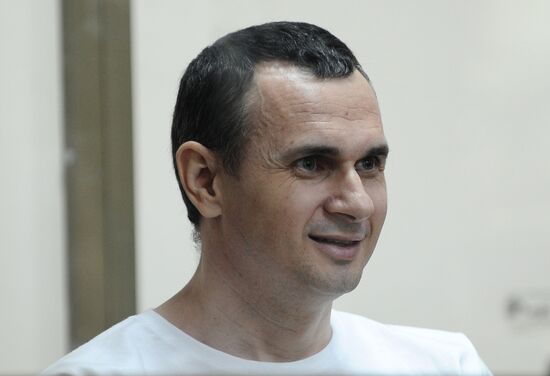 Initial hearings on criminal case against Ukrainian film-maker Oleg Sentsov