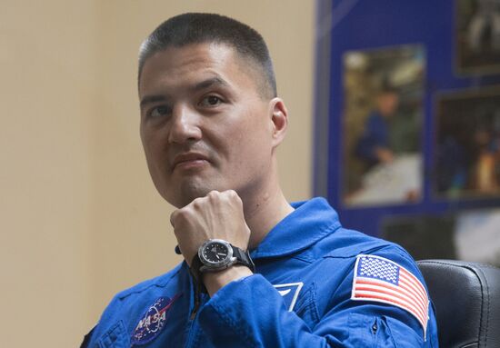 News conference of Soyuz TMA-17M crew at Baikonur cosmodrome