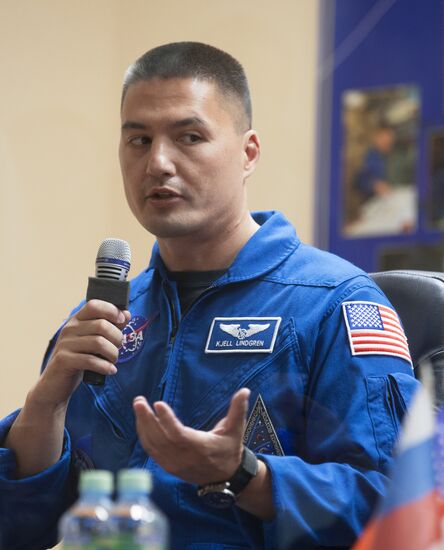 News conference of Soyuz TMA-17M crew at Baikonur cosmodrome