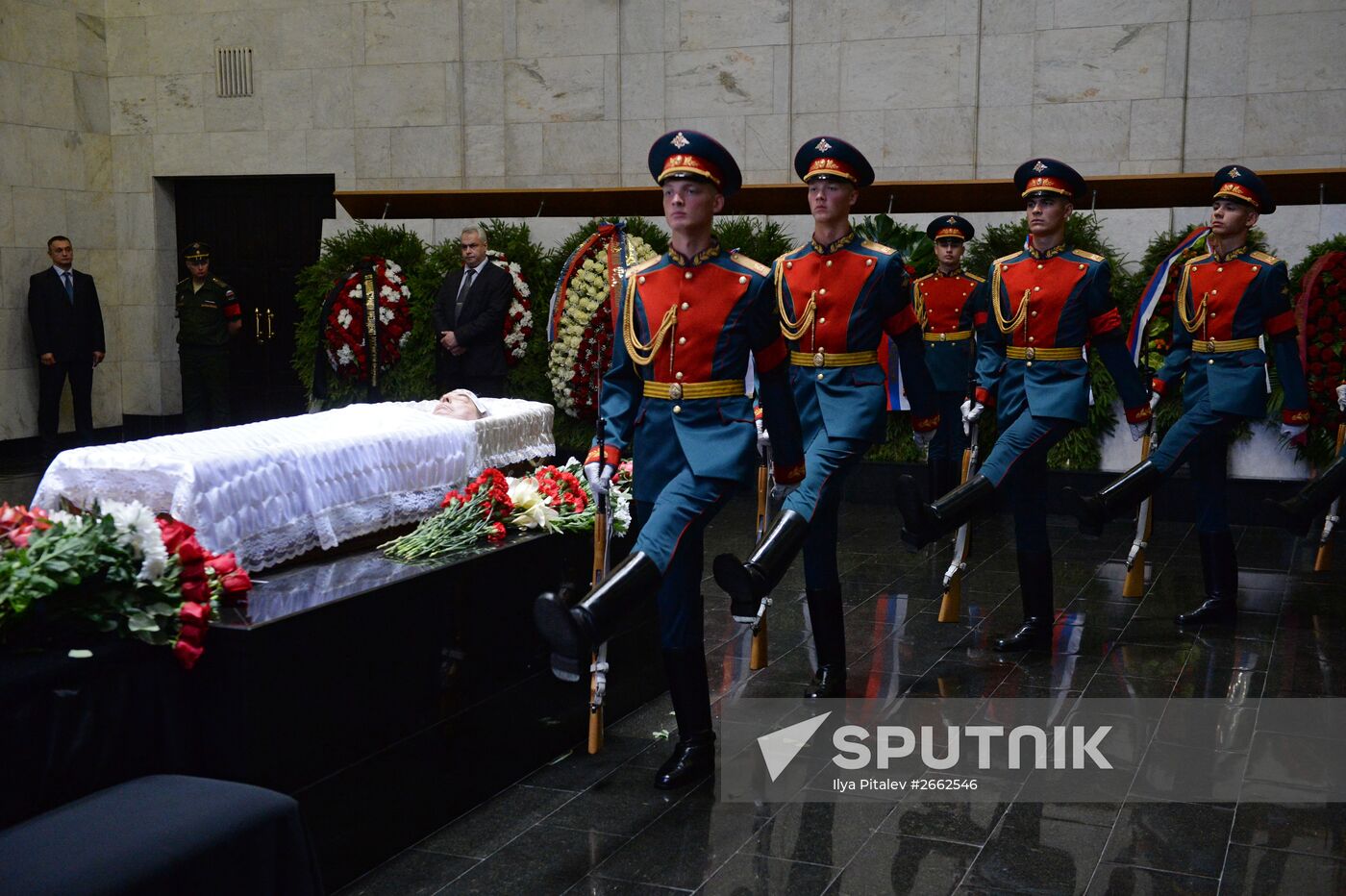 Paying last respects to Gennady Seleznyov