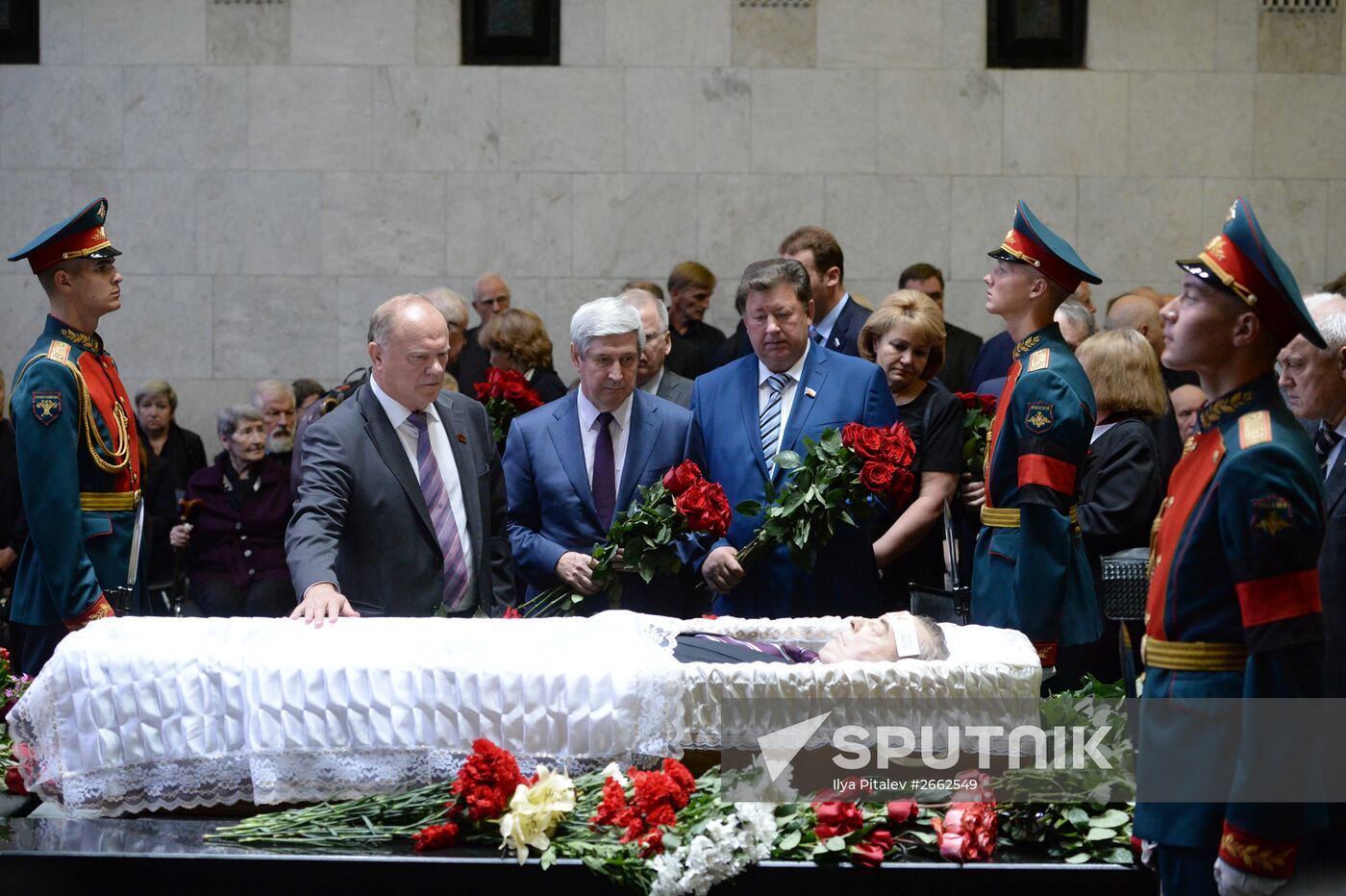 Paying last respects to Gennady Seleznyov