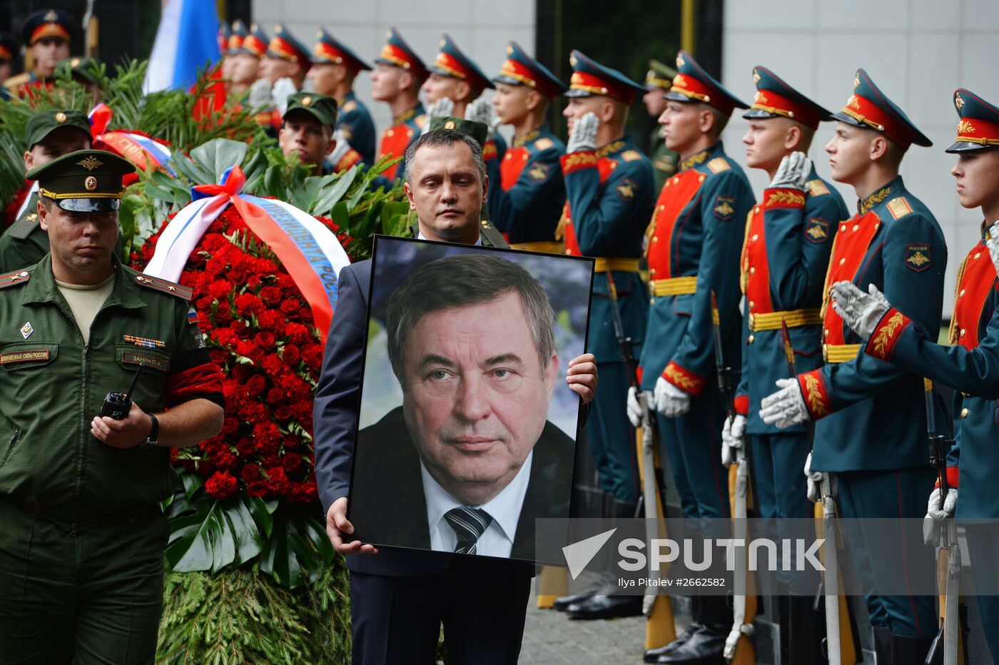Paying last respects to Gennady Seleznyov