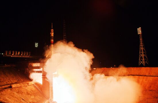 Launch of Soyuz TMA-17M from Baikonur Space Center