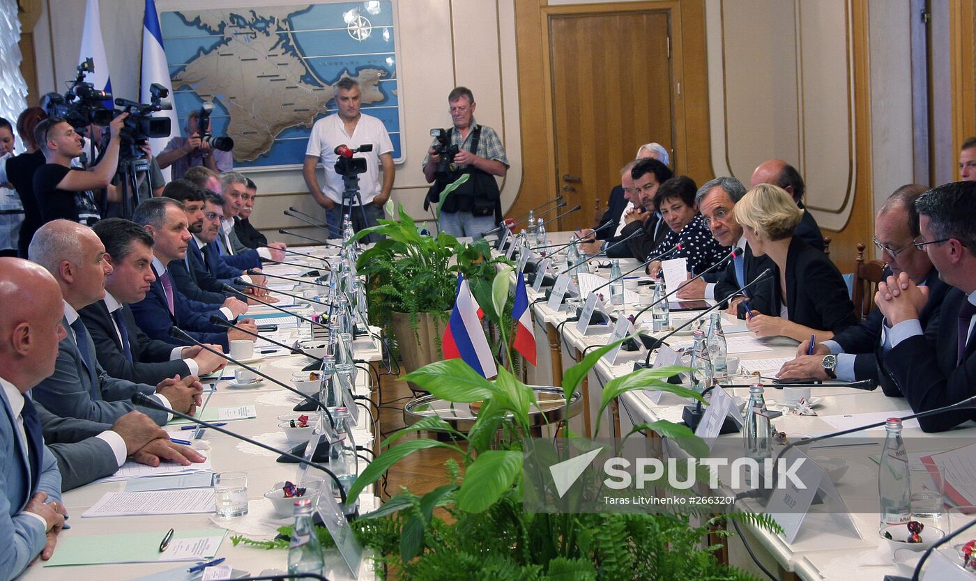 French delegation visits Crimea