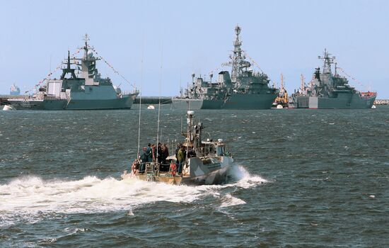 Rehearsal for Navy Day parade in Baltiysk