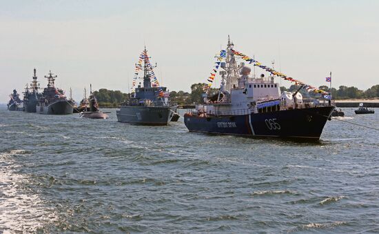 Rehearsal for Navy Day parade in Baltiysk