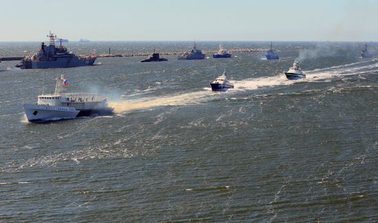 Rehearsal for Navy Day parade in Baltiysk