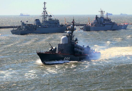 Rehearsal for Navy Day parade in Baltiysk