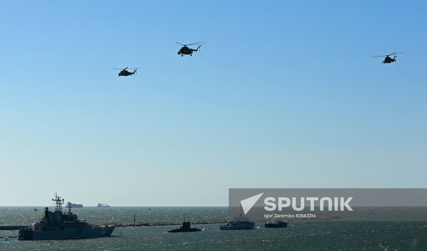Rehearsal for naval review in Baltiysk