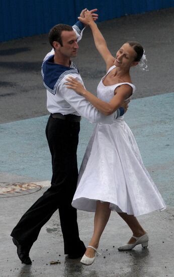 Rehearsal for naval review in Vladivostok