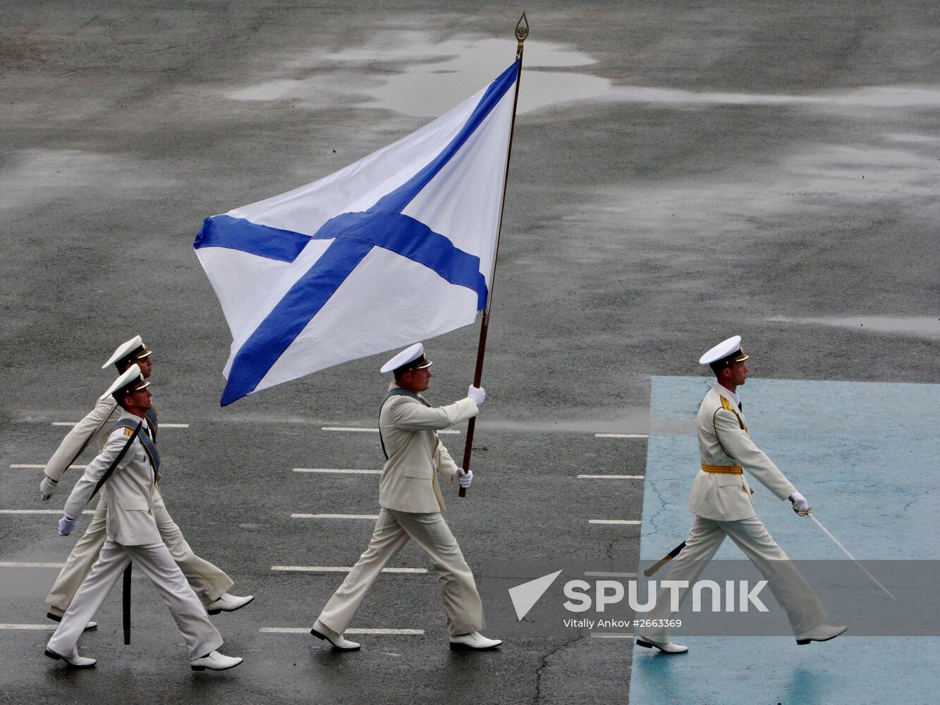 Rehearsal for naval review in Vladivostok