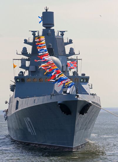 Rehearsal for naval review in Baltiysk