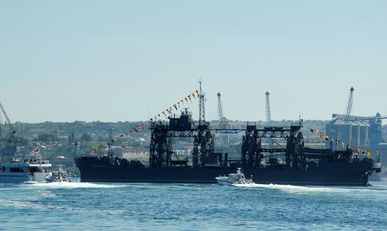 Rehearsal for naval review in Sevastopol
