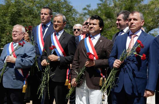 French MPs delegation visits Sevastopol