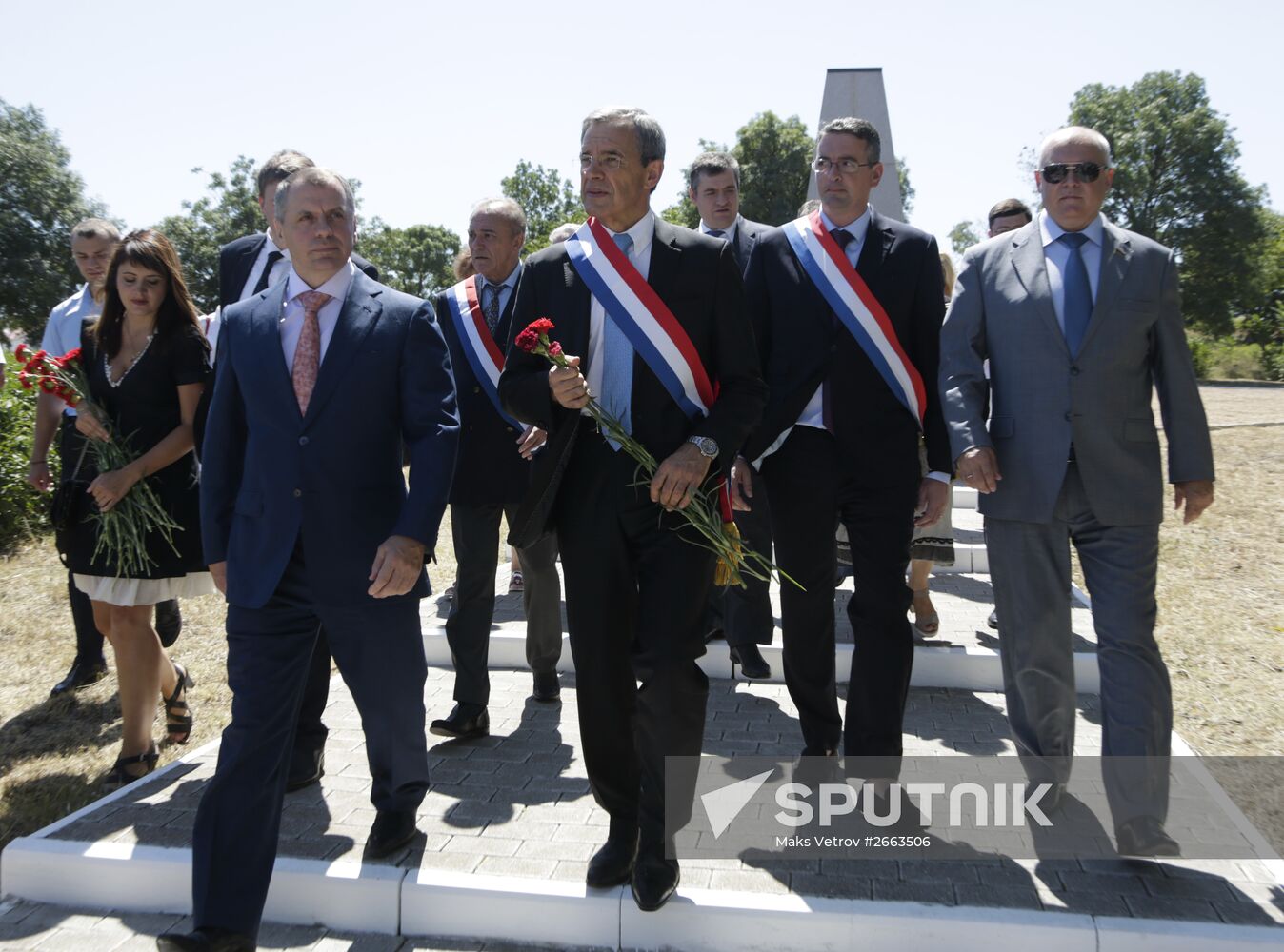 French MPs delegation visits Sevastopol