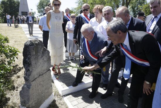 French MPs delegation visits Sevastopol