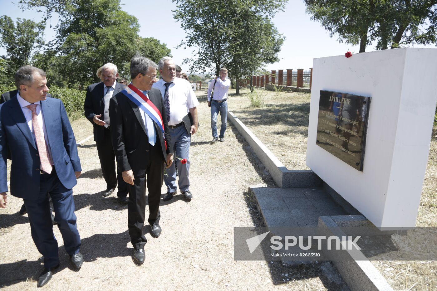 French MPs delegation visits Sevastopol