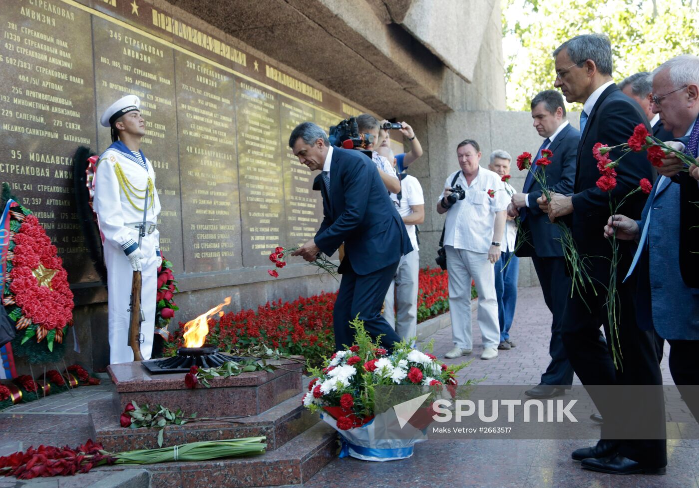 French MPs delegation visits Sevastopol
